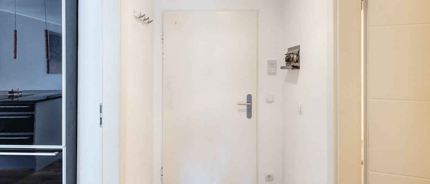 メゾネット・マンション（複数階にわたるマンション） München Solln 01 玄関入り口 14111