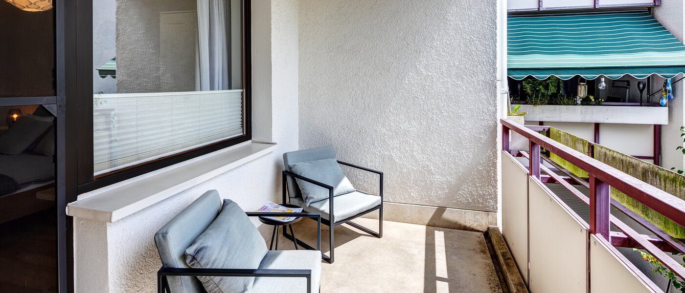 マンション Unterhaching 01 ベランダ 14113