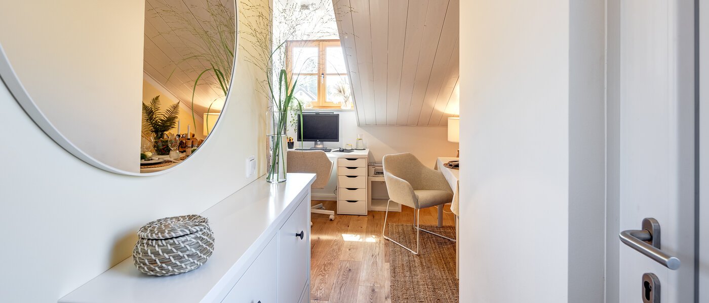 マンション Puchheim 03 玄関入り口 14118