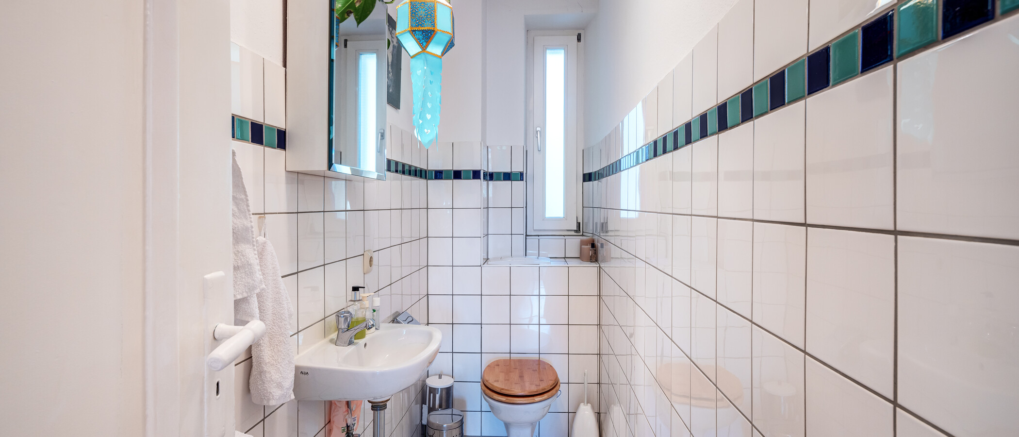アティック・フラット（屋根裏） München Neuhausen 01 WC 14119