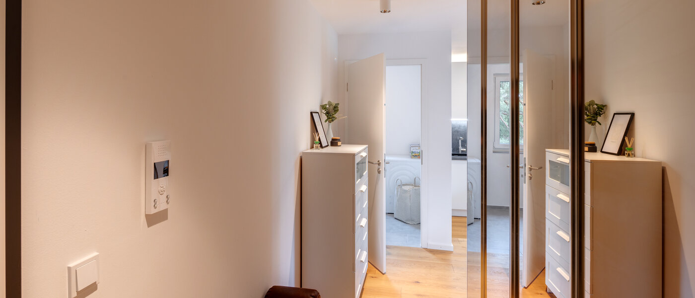 マンション Ottobrunn 02 玄関入り口 14140