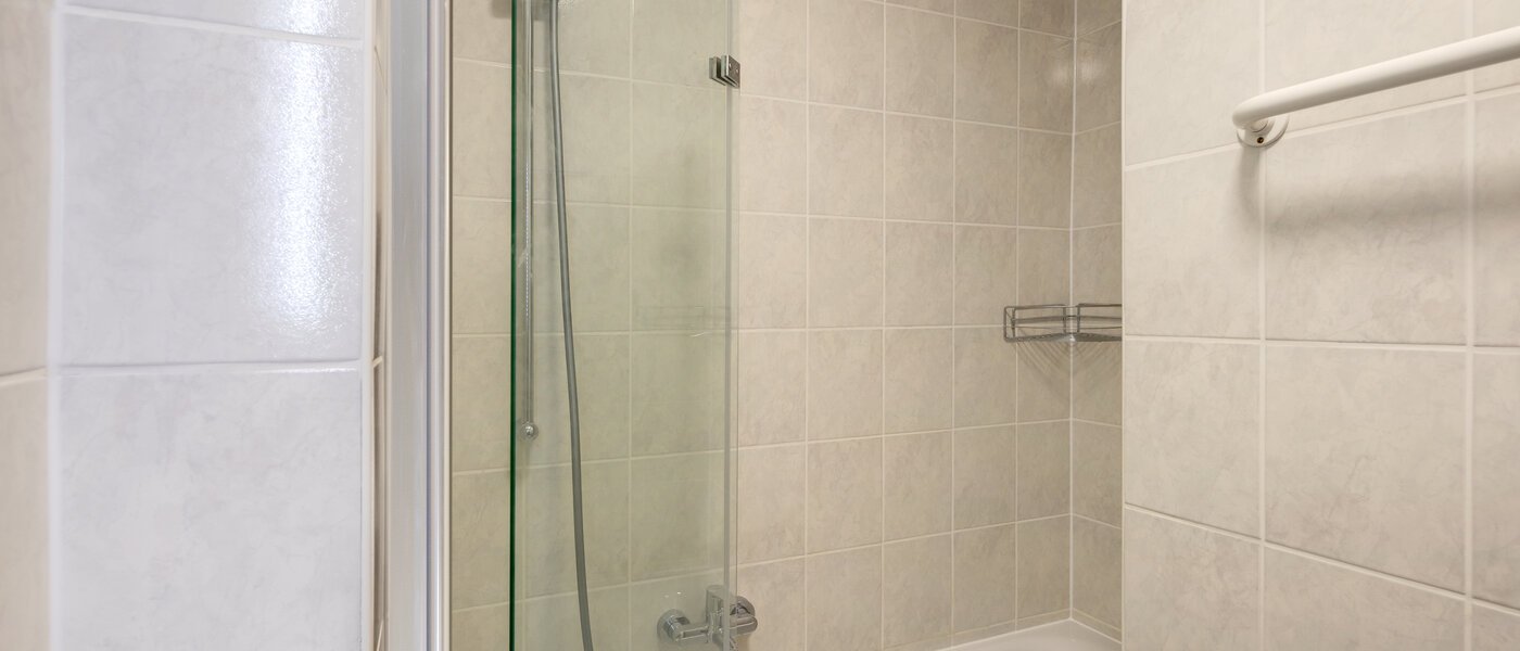 アパルトマン Garching 02 浴室 14147