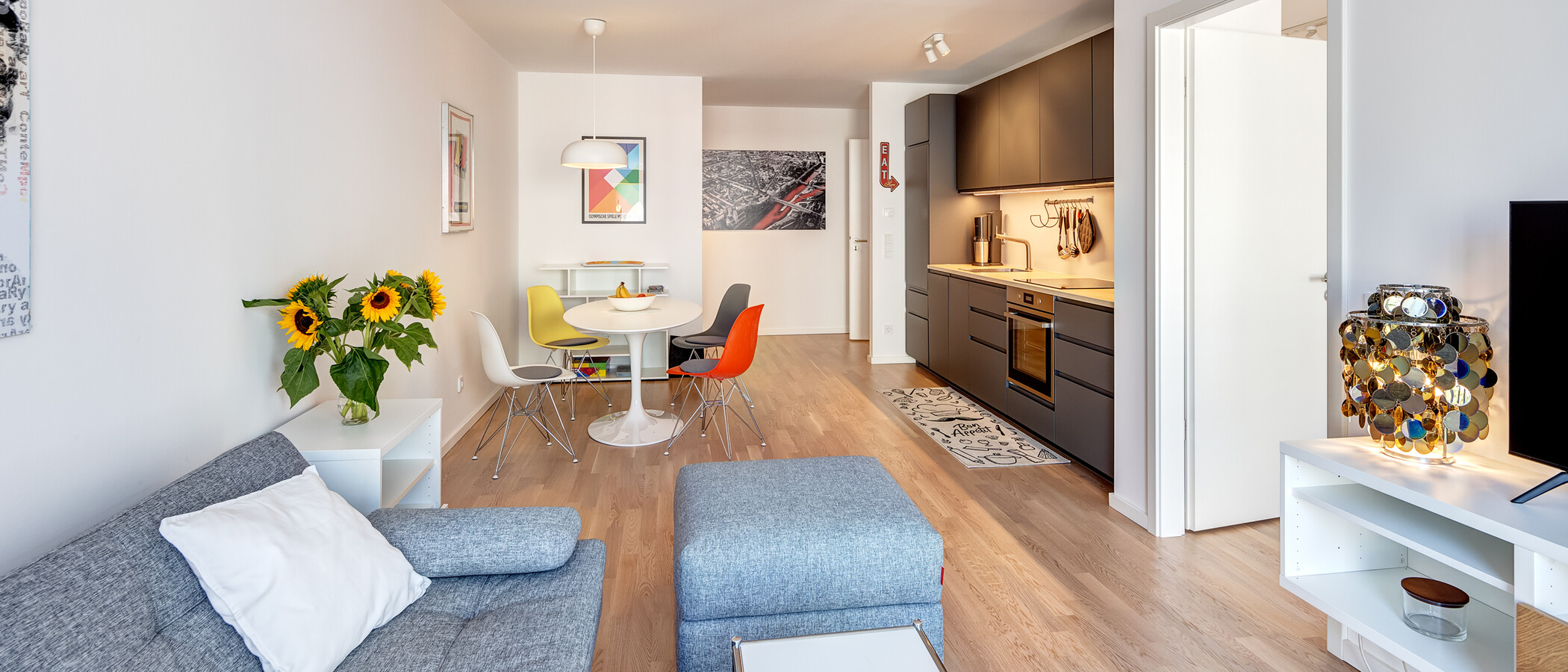 マンション München Neuhausen 04 リビングエリア 14150