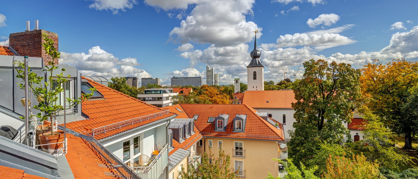 アティック・フラット（屋根裏） München Bogenhausen 02 物件からの眺め 14171