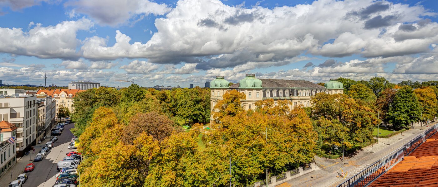 アティック・フラット（屋根裏） München Bogenhausen 04 物件からの眺め 14171