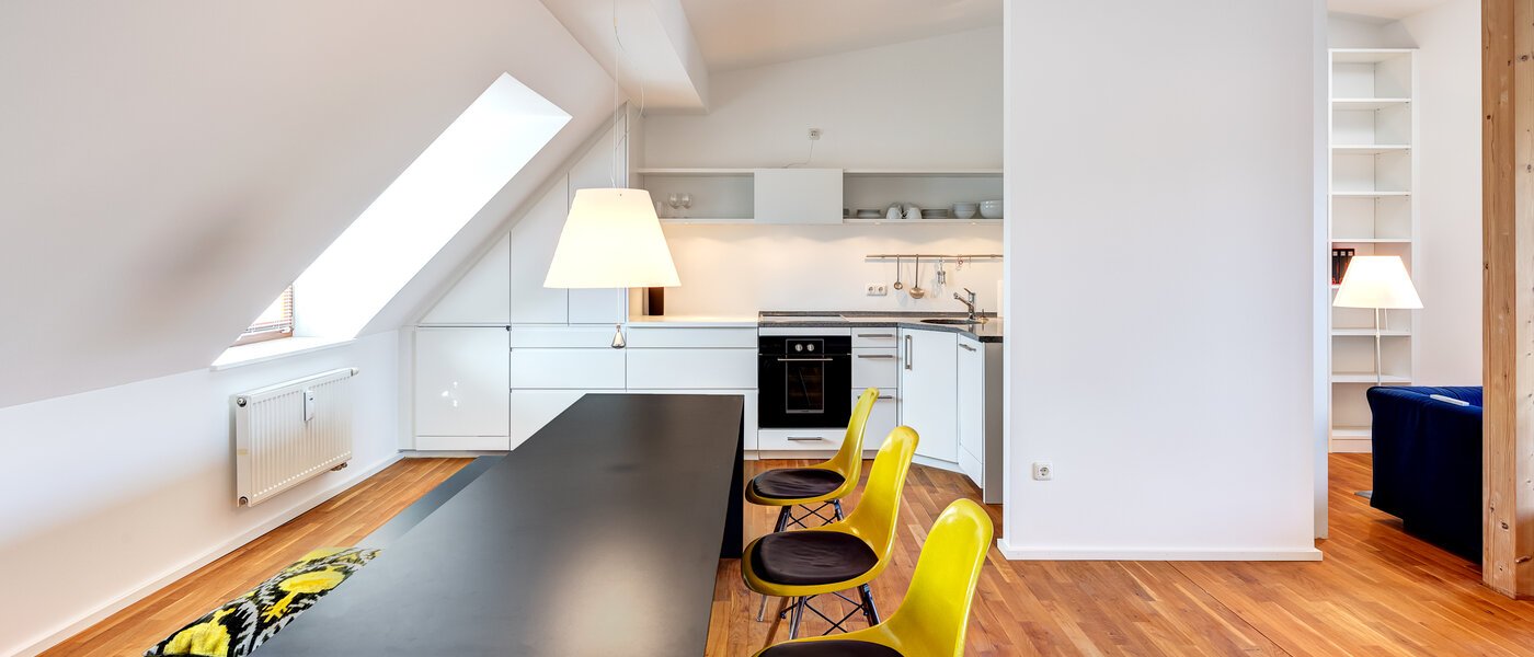 アティック・フラット（屋根裏） München Isarvorstadt 01 キッチン 14172