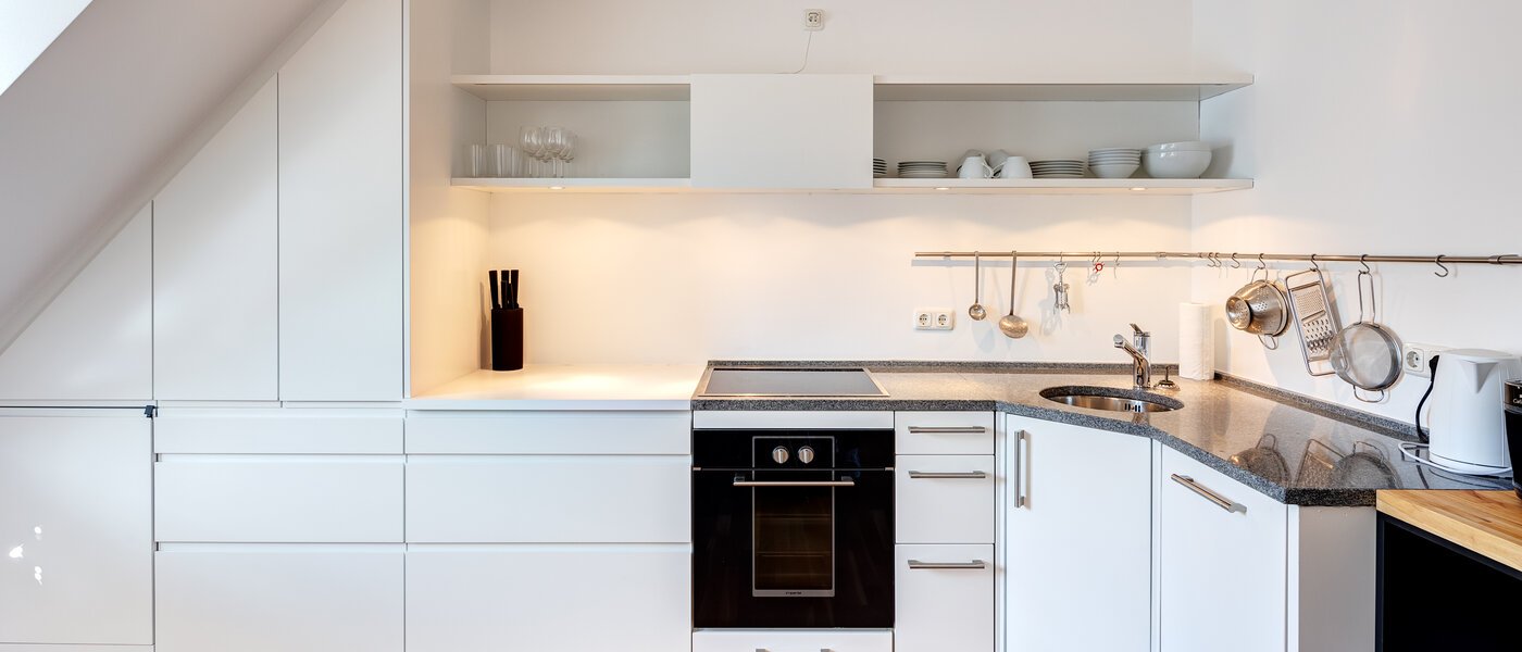 アティック・フラット（屋根裏） München Isarvorstadt 02 キッチン 14172