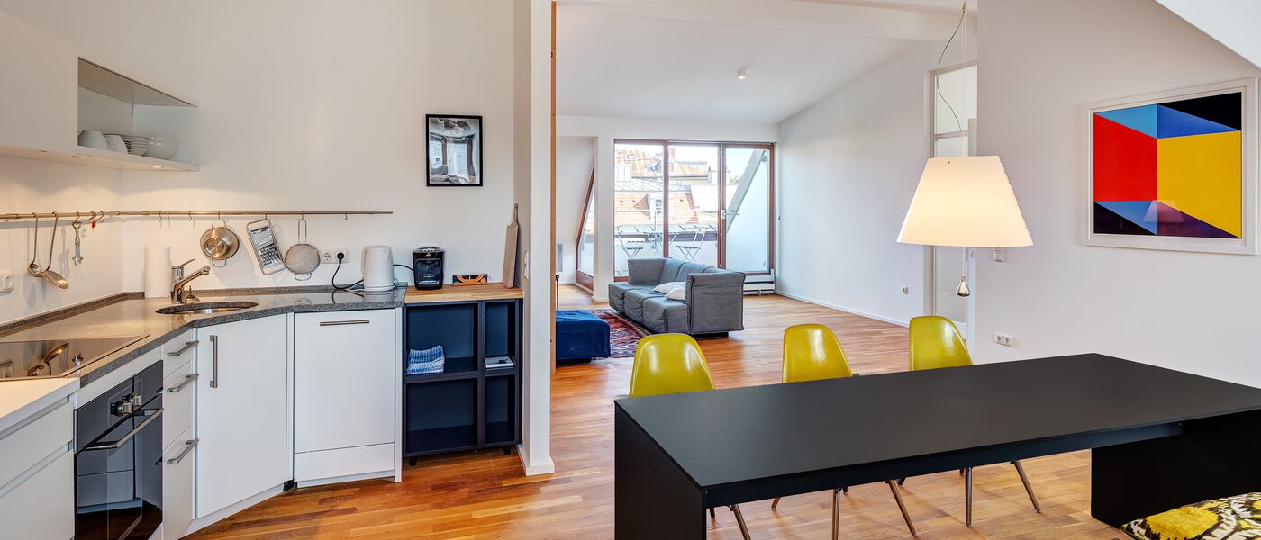 アティック・フラット（屋根裏） München Isarvorstadt 03 キッチン 14172