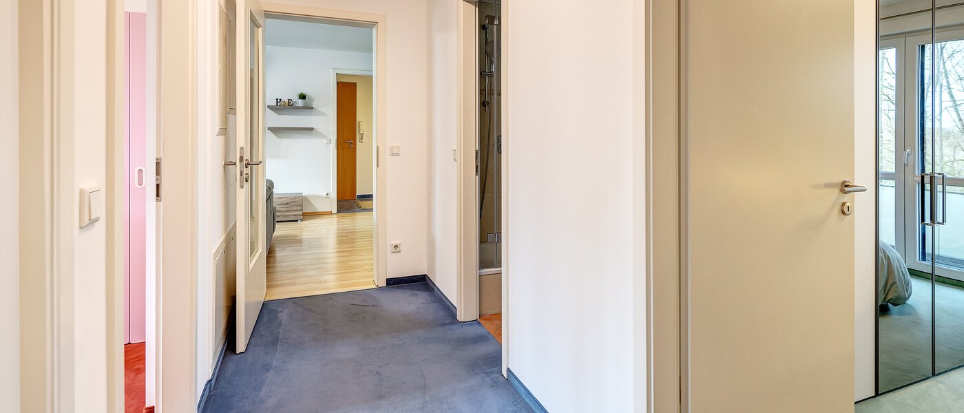 マンション Dachau 04 玄関入り口 14177