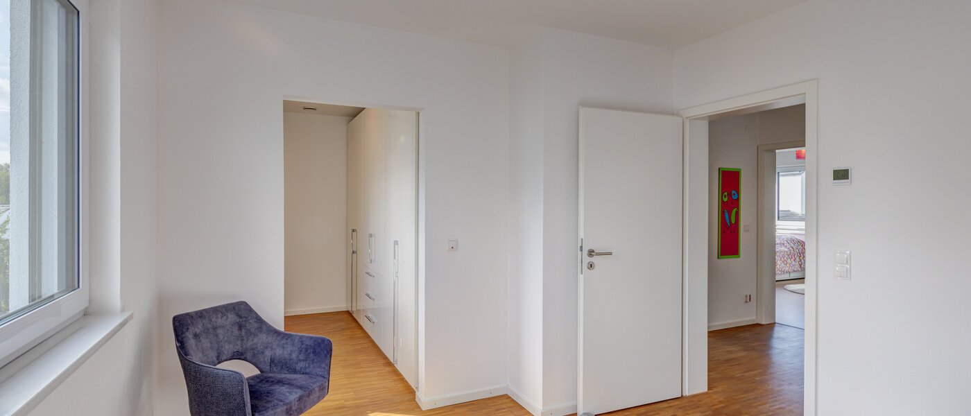 一戸建て Olching 02 1. 寝室 14179