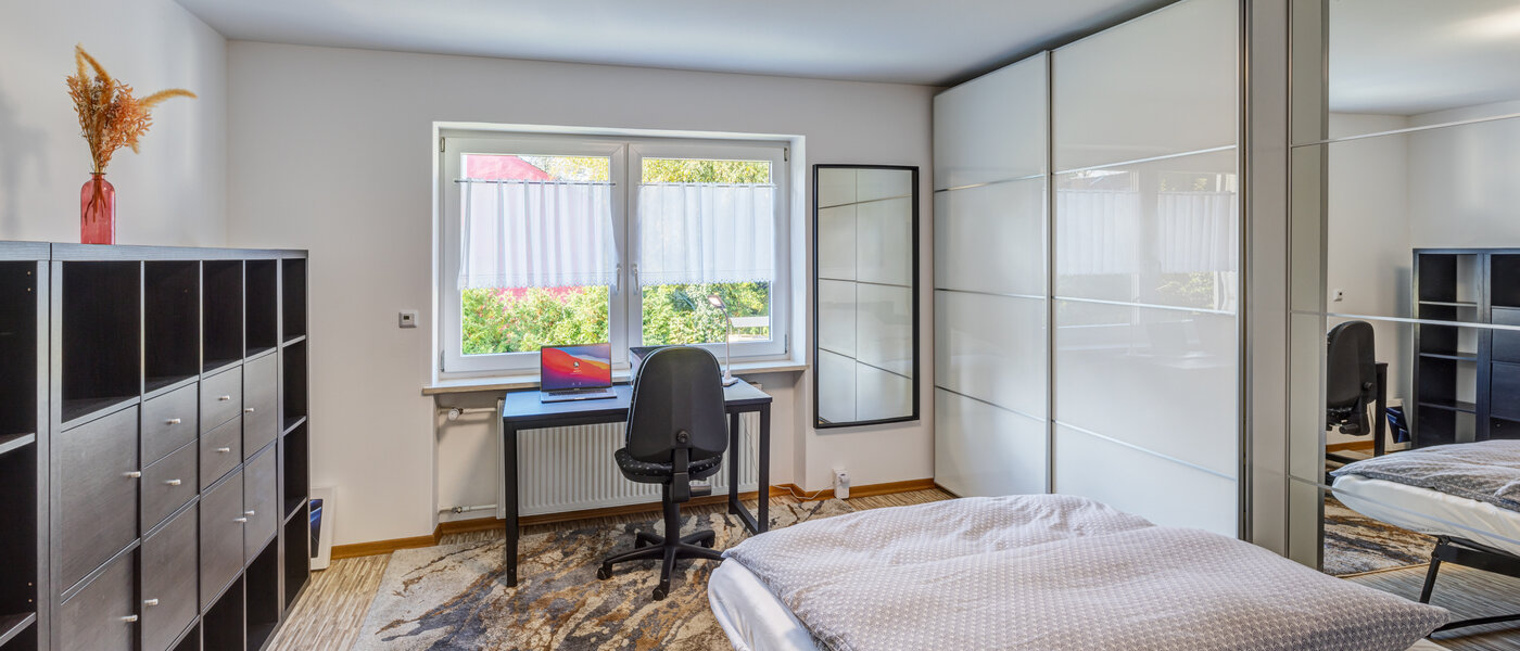 マンション Gröbenzell 02 2.　寝室 14192