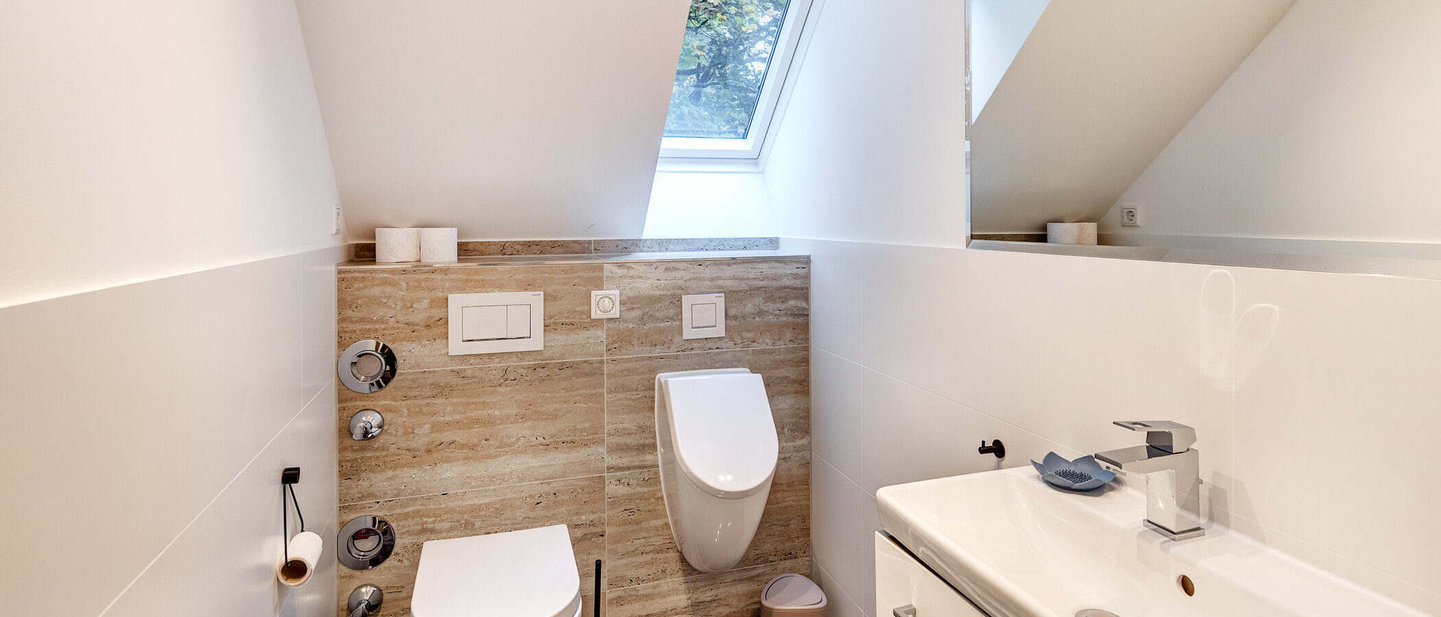 メゾネット・マンション（複数階にわたるマンション） München Solln 01 ゲスト用 WC 14193