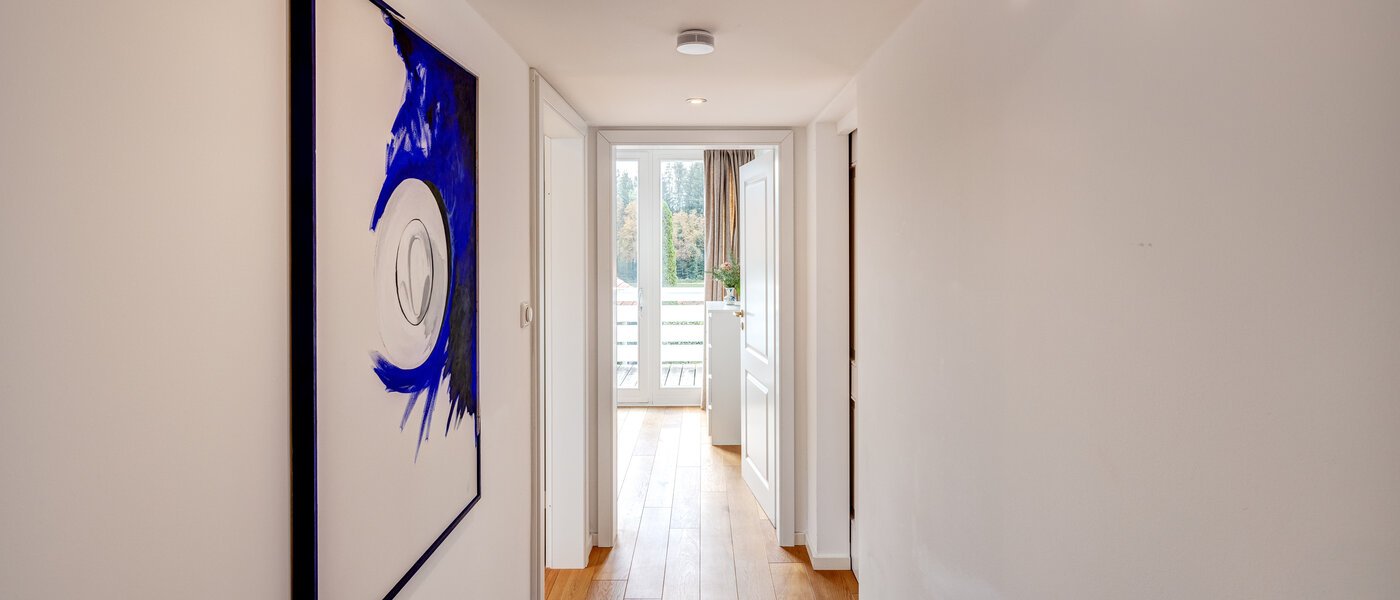 家屋 Berg am Starnberger See 08 玄関入り口 14208