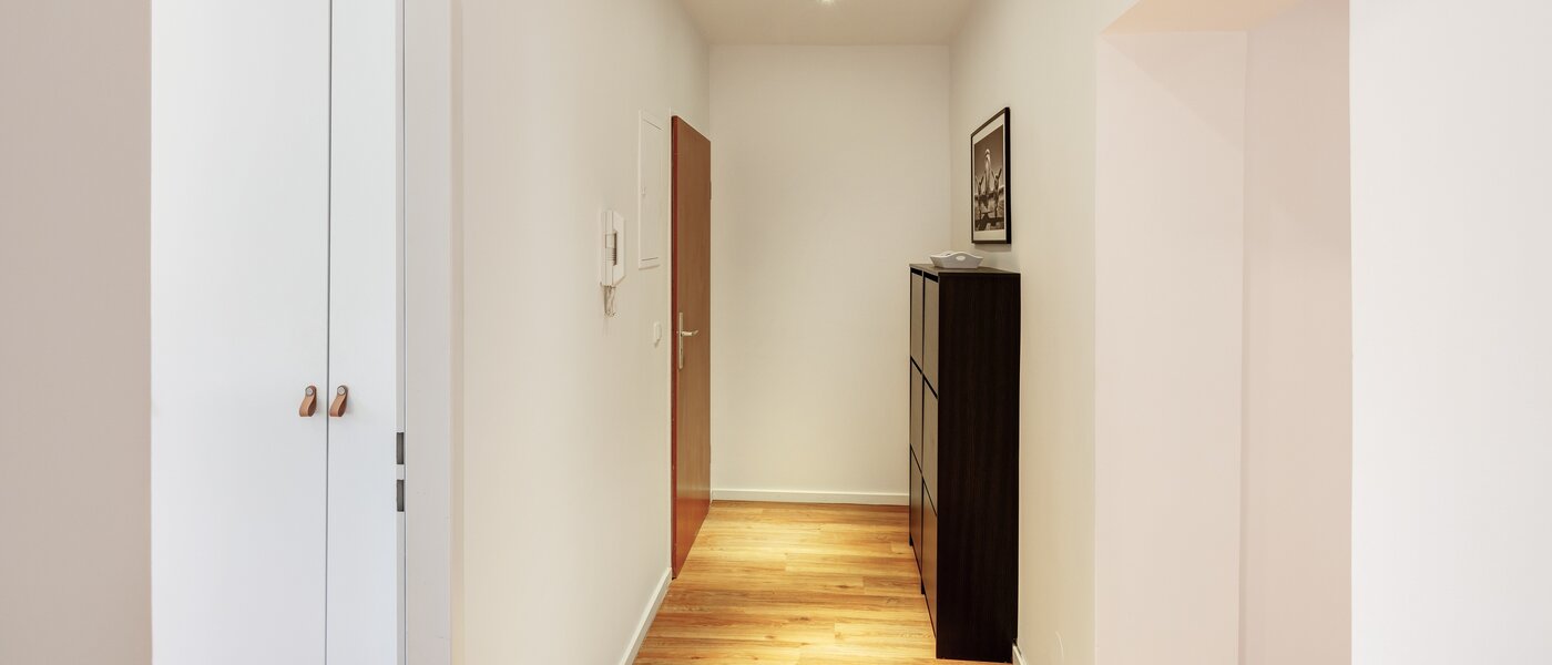 マンション München Thalkirchen 01 玄関入り口 14224