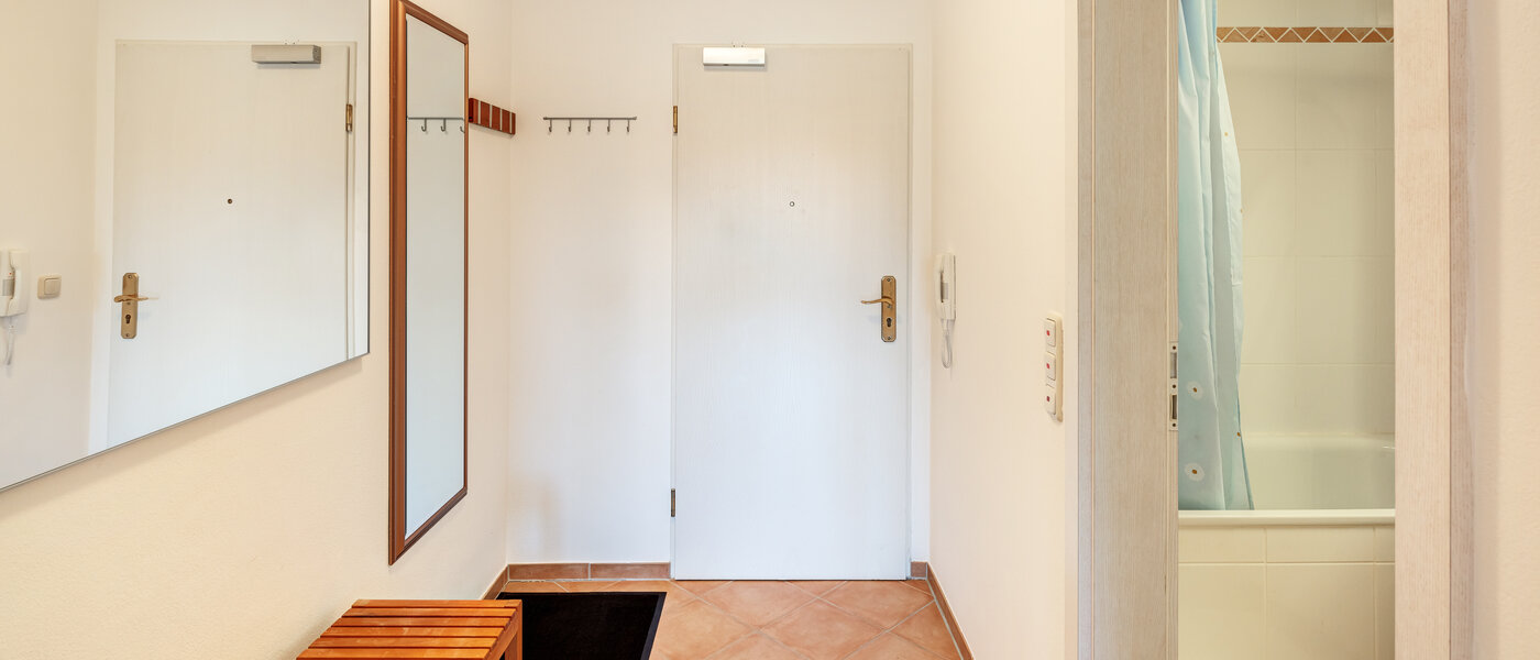 マンション München Harlaching 01 玄関入り口 14232