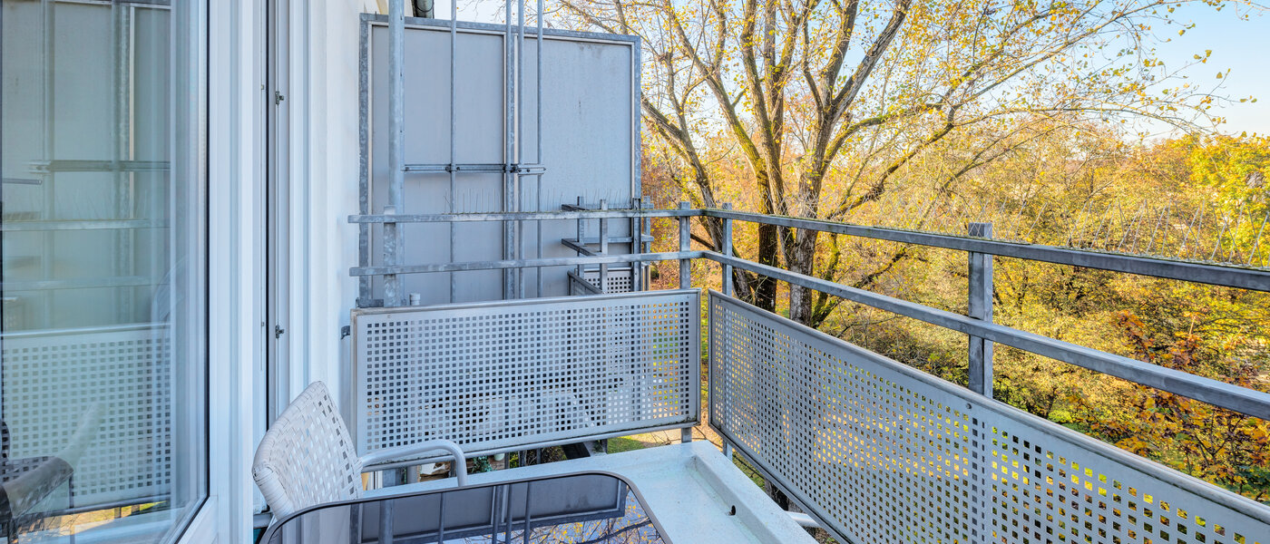 マンション München Harlaching 02 ベランダ 14232