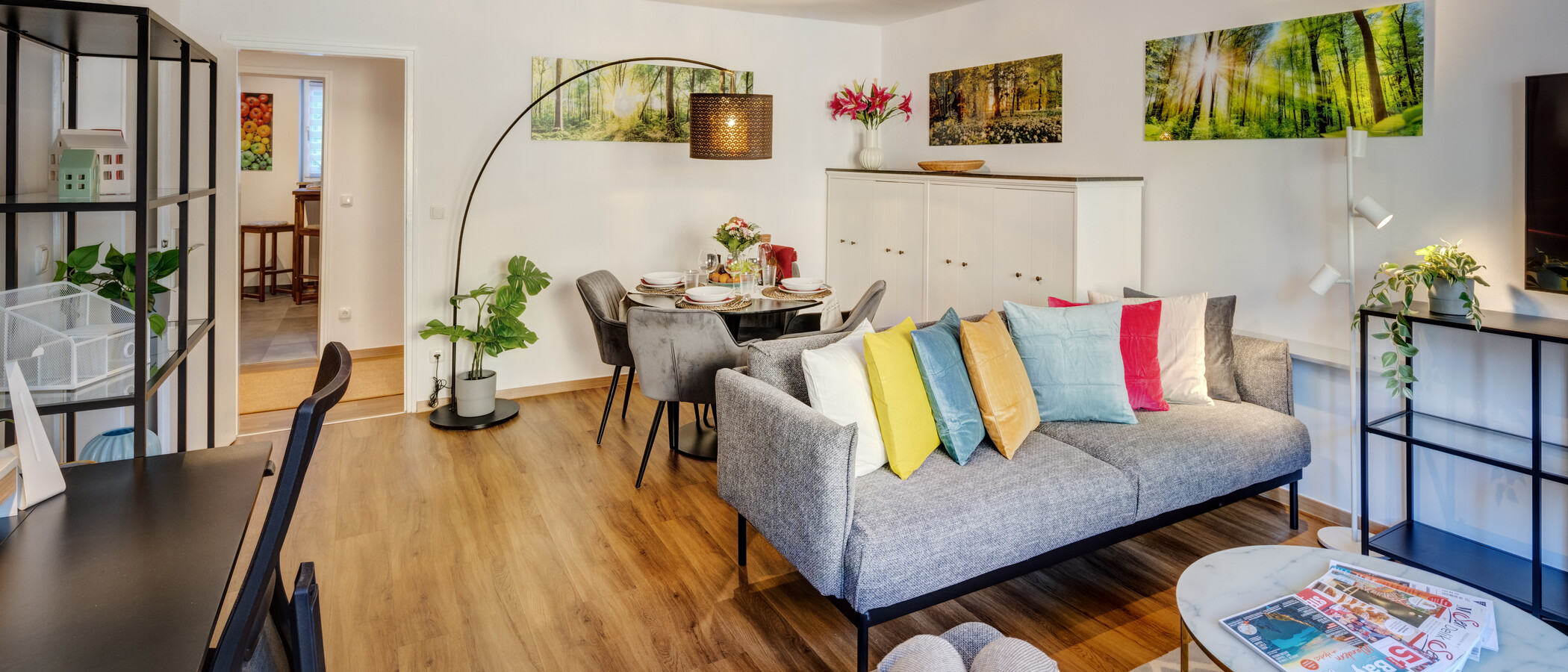 マンション München Lehel 01 リビングエリア 14236