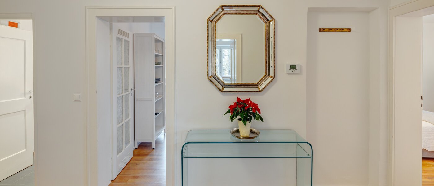 マンション München Bogenhausen 03 玄関入り口 14241