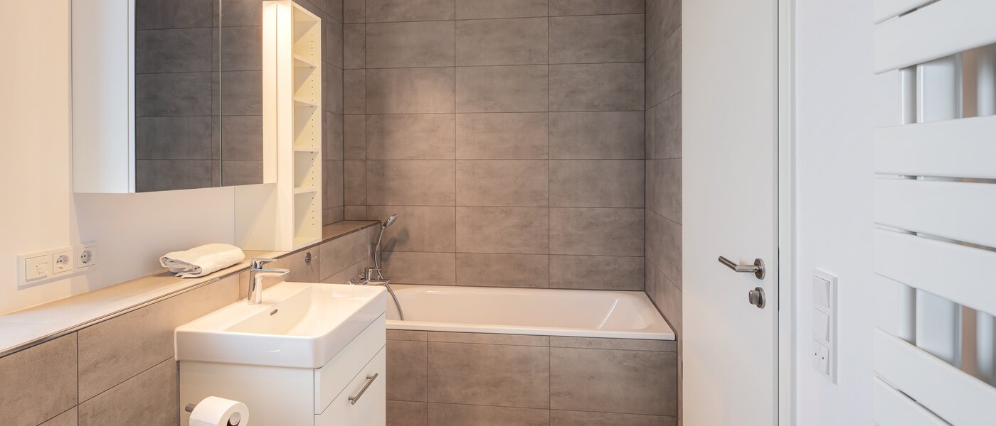 ペントハウス住宅 Putzbrunn 02 浴室 14256