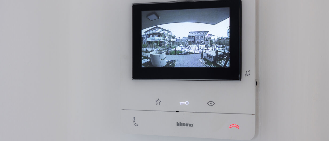 ペントハウス住宅 Putzbrunn 02 玄関入り口 14256