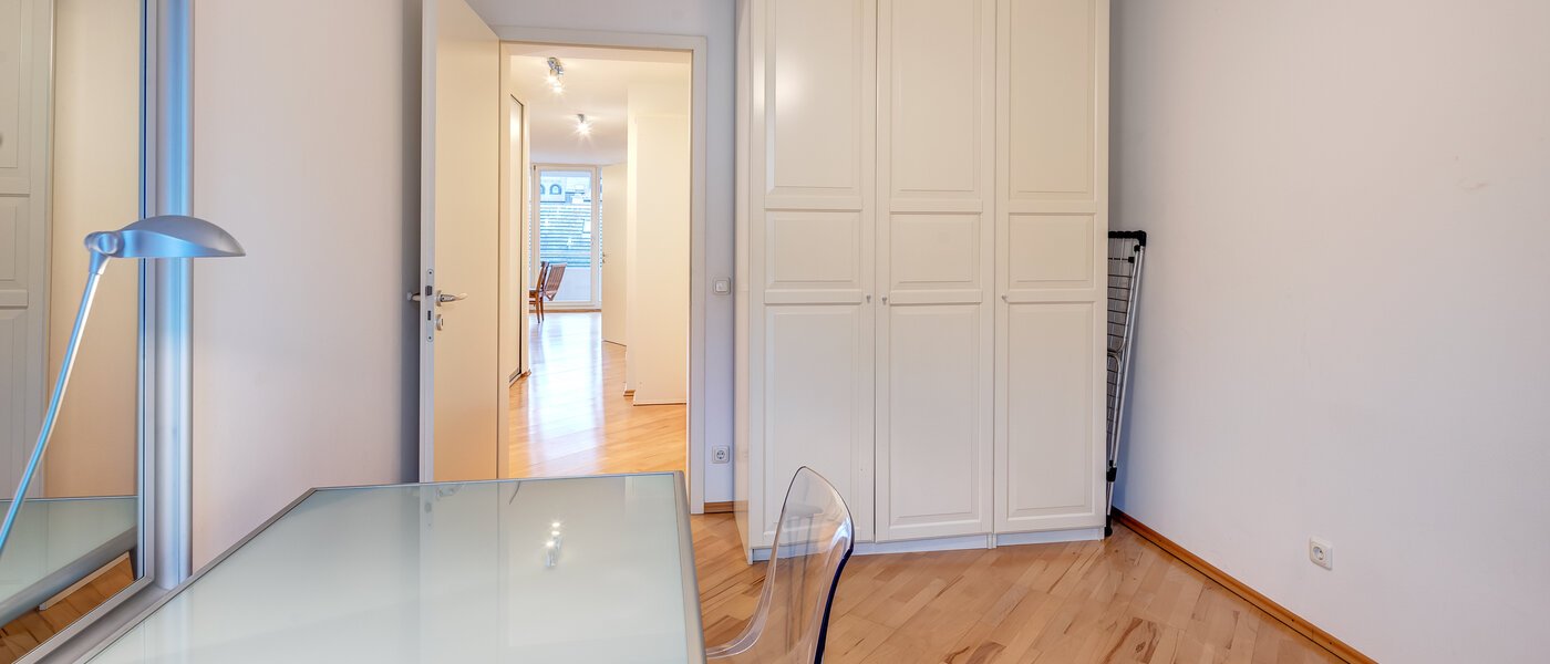 マンション München Schwabing 03 仕事部屋 14257