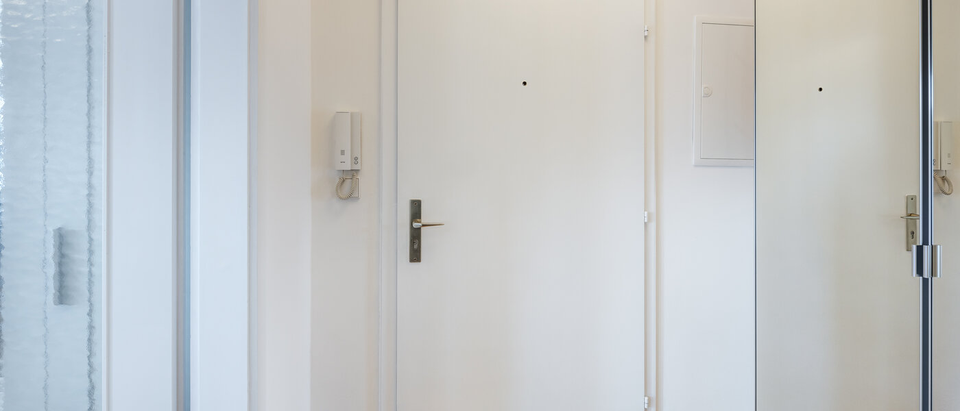 マンション München Ramersdorf 01 玄関入り口 14261