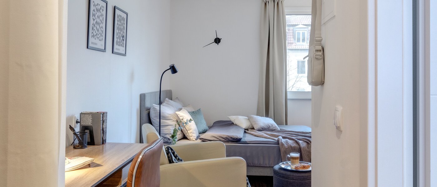 アパルトマン München Schwabing-West 03 玄関入り口 14298