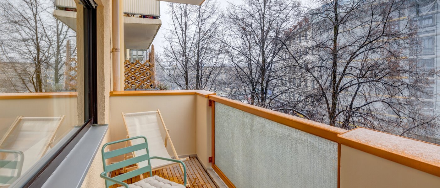 マンション München Neuhausen 01 ベランダ 14300