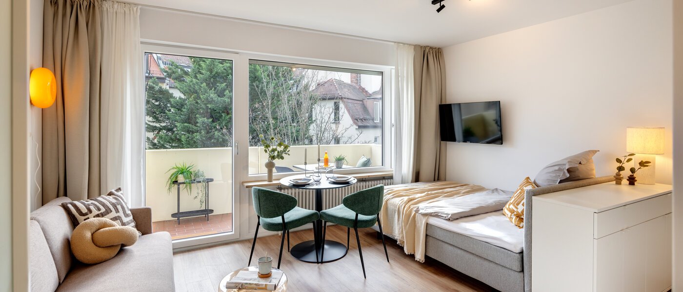 アパルトマン München Schwabing-Nord (zw. Leopoldstraße & Englischen Garten) 01 リビングエリア 14305