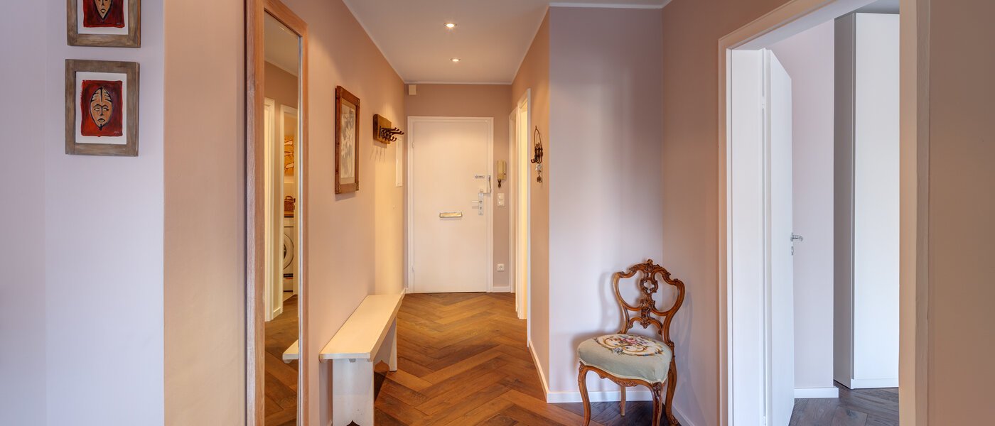 マンション München Schwabing - Alte Heide 01 玄関入り口 14310