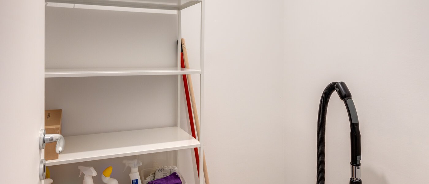 マンション München Schwabing - Alte Heide 01 貯蔵室 14310