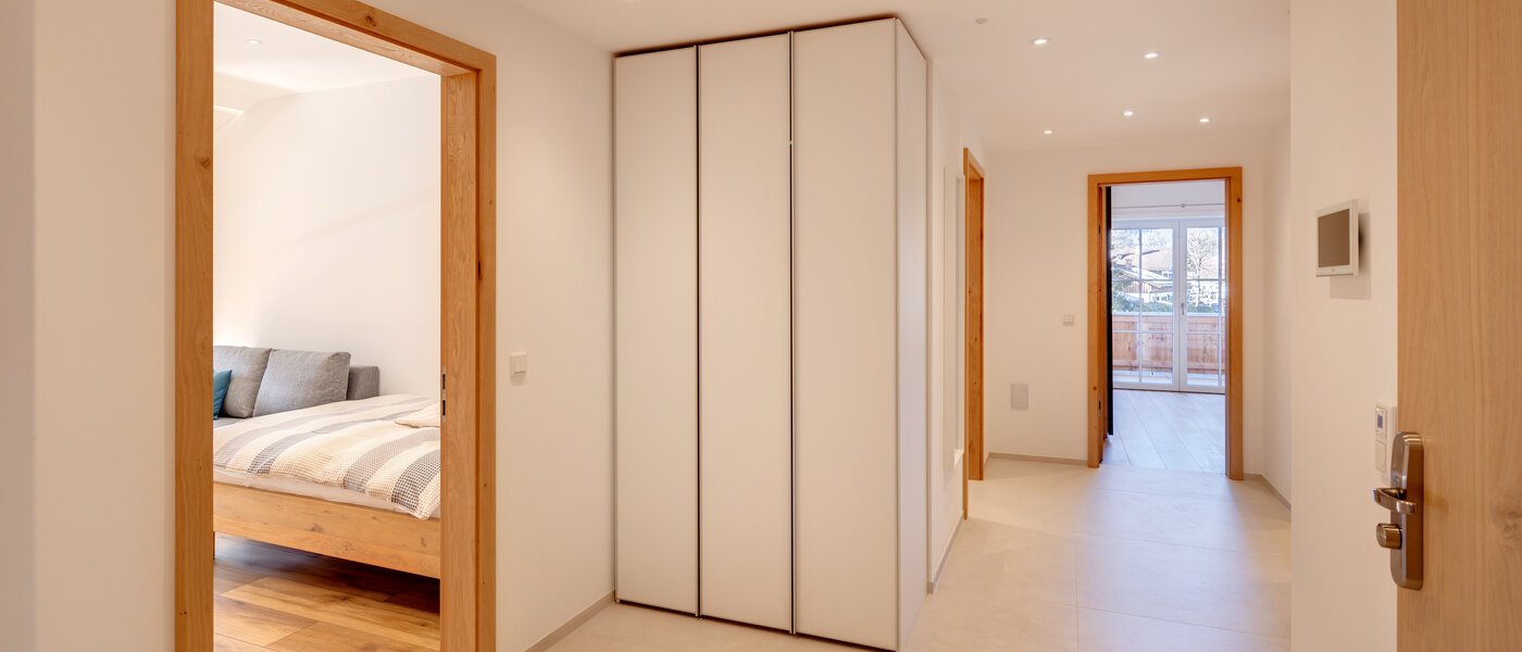 マンション Rottach-Egern 01 玄関入り口 14327