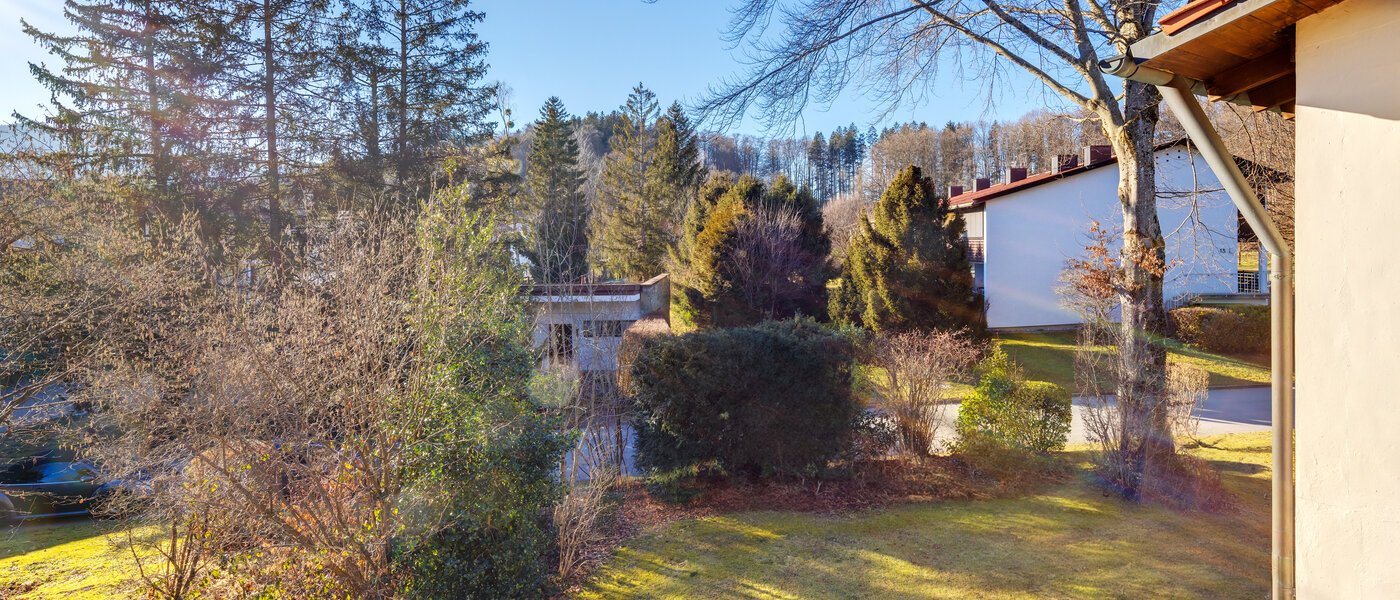 "タウン・ハウス/ローハウスのミドルハウス（外壁を共有した家の並びの両角以外のハウス） " Gmund am Tegernsee 02 物件からの眺め 14329