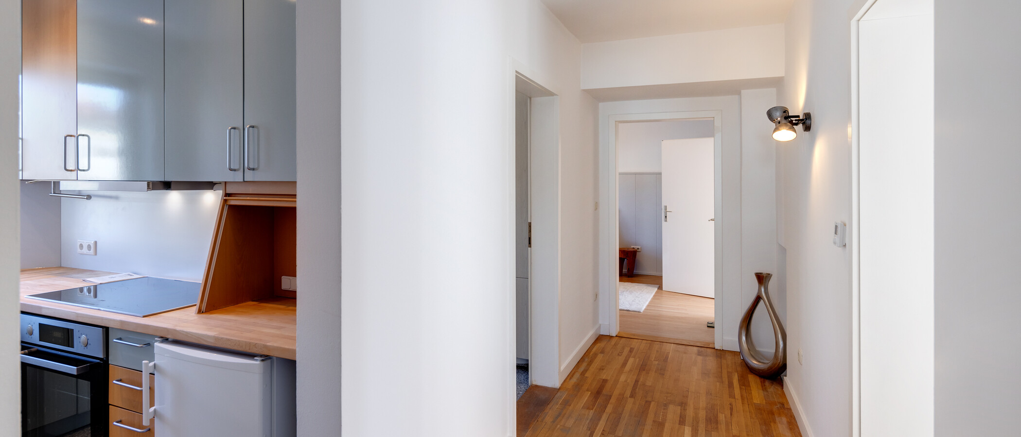 マンション München Bogenhausen 02 玄関入り口 14344