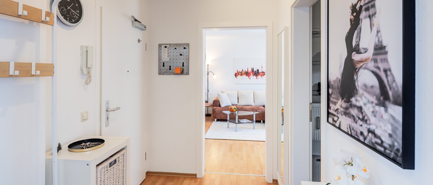 マンション Poing 01 玄関入り口 14380