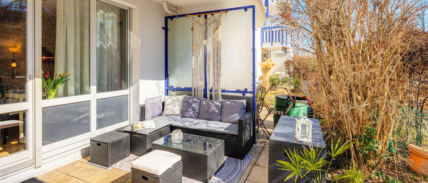 マンション Poing 01 テラス・ポーチ 14380