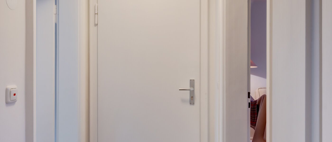 マンション München Bogenhausen 01 玄関入り口 14390