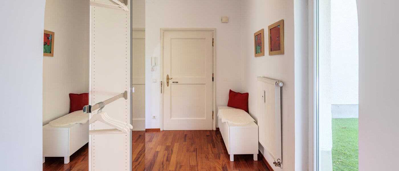 ペントハウス München Solln 01 玄関入り口 14396