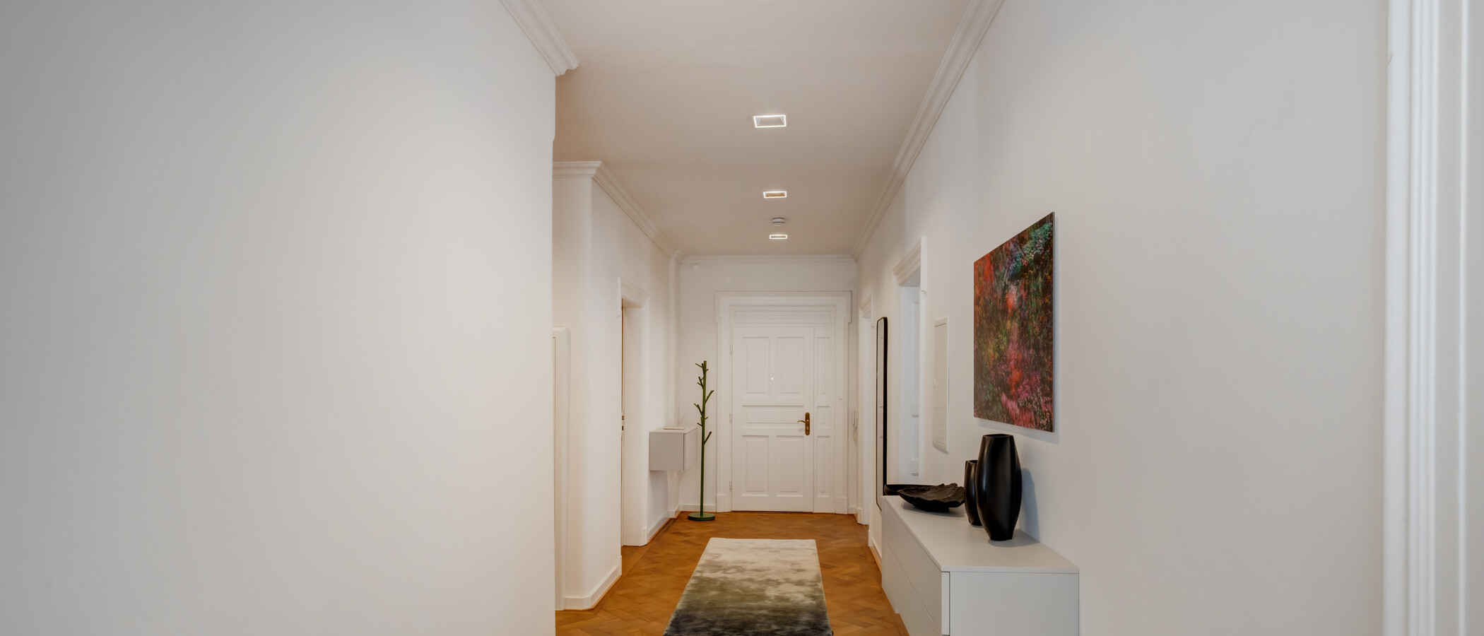 マンション München Schwabing-Nord (zw. Leopoldstraße & Englischen Garten) 01 玄関入り口 14397