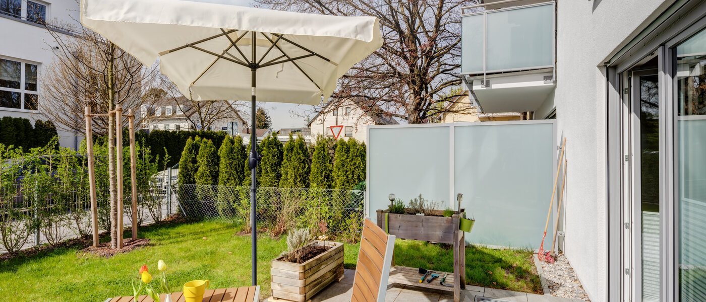 マンション München Denning 02 テラス・ポーチ 14413