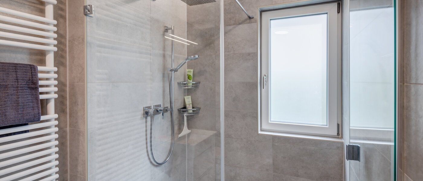 マンション München Denning 02 1つめの浴室 14413