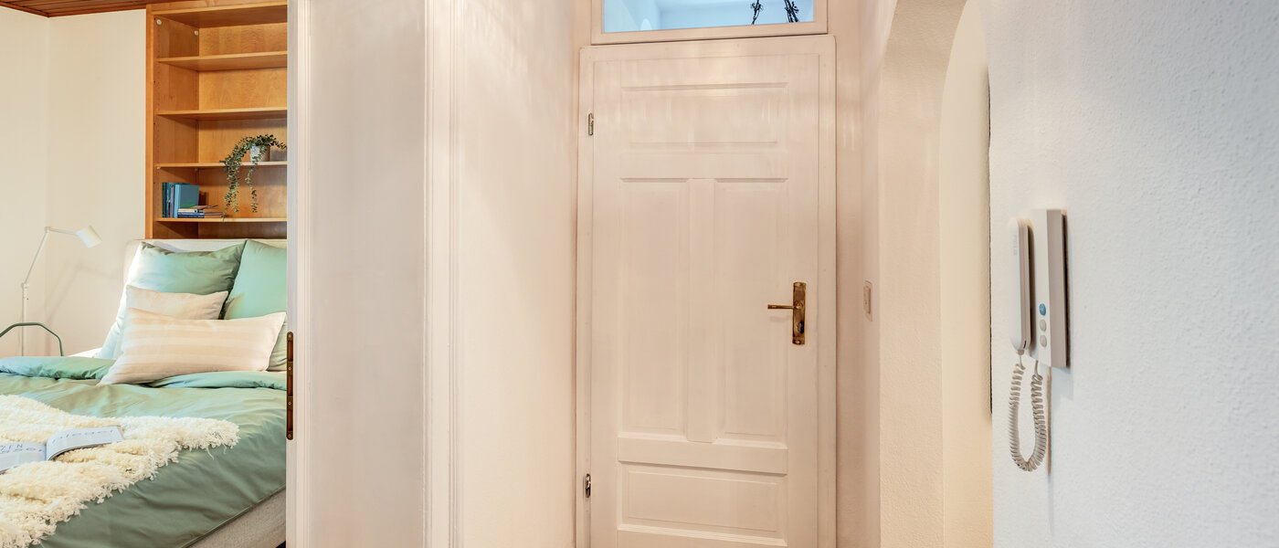 マンション München Solln 01 玄関入り口 14430