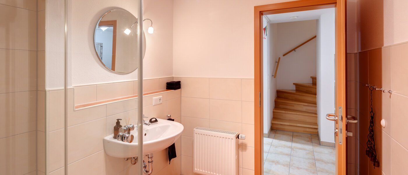 テラスハウス角住宅 München Heimstetten 02 ２つめの浴室 14431