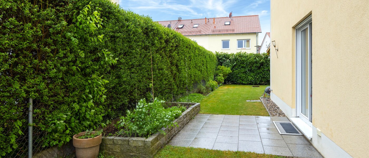 テラスハウス角住宅 München Heimstetten 04 庭 14431