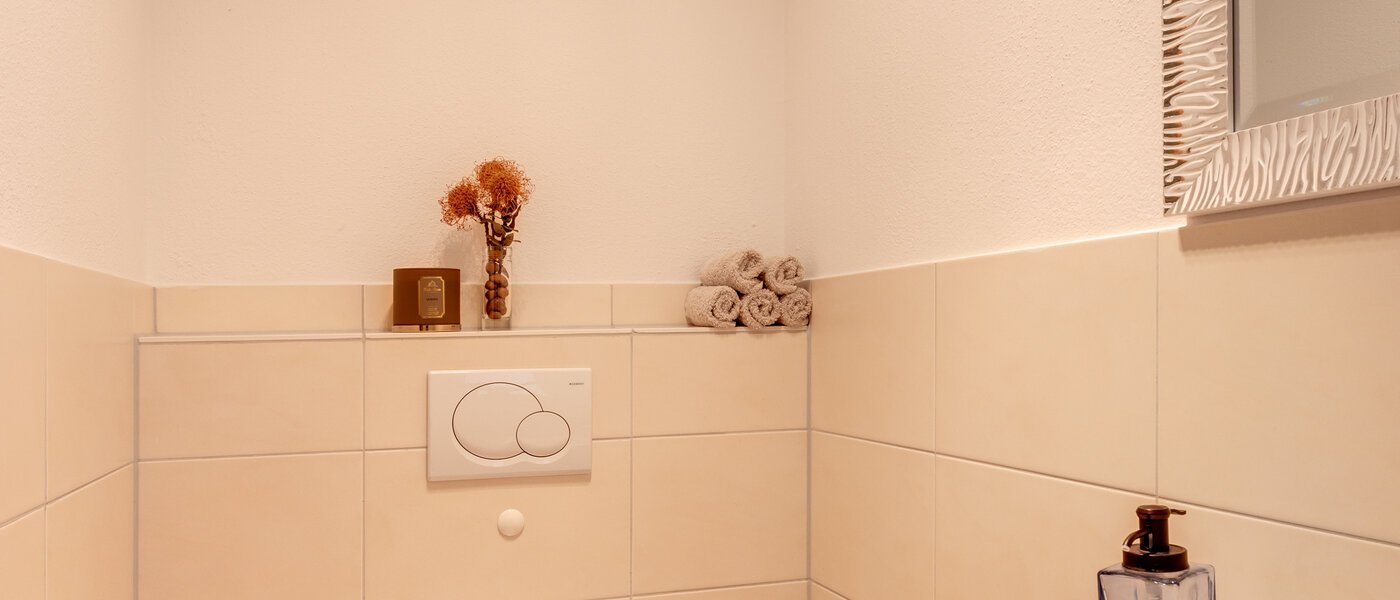 テラスハウス角住宅 München Heimstetten 02 ゲスト用 WC 14431