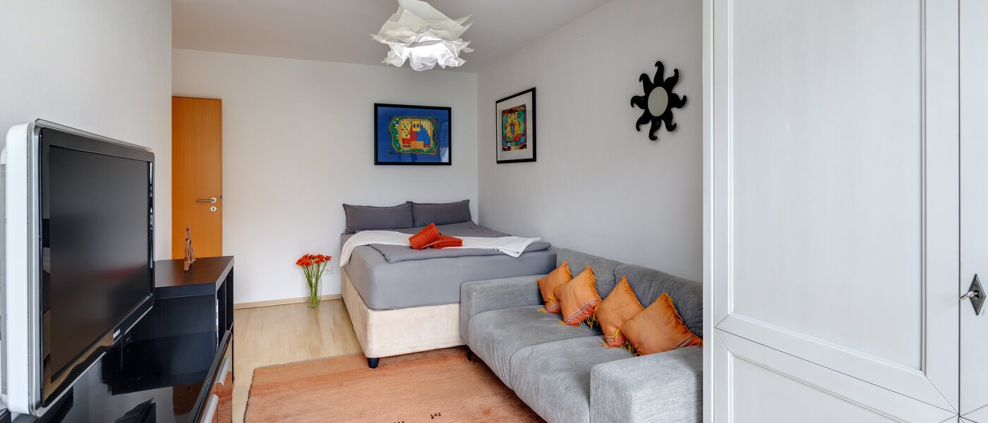 テラスハウス角住宅 München Heimstetten 03 2.　寝室 14431