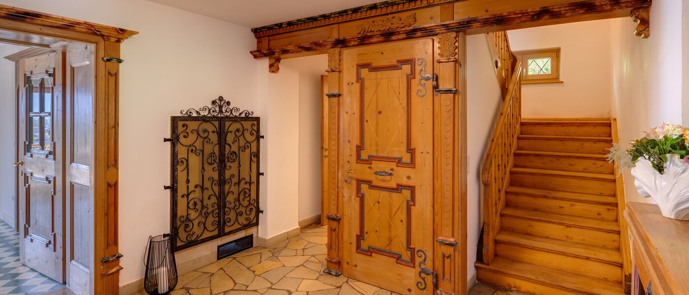 邸宅 Bad Wiessee 04 玄関入り口 14436