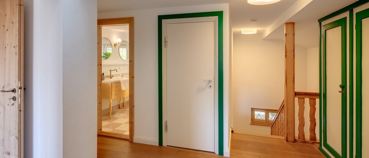 邸宅 Bad Wiessee 08 玄関入り口 14436