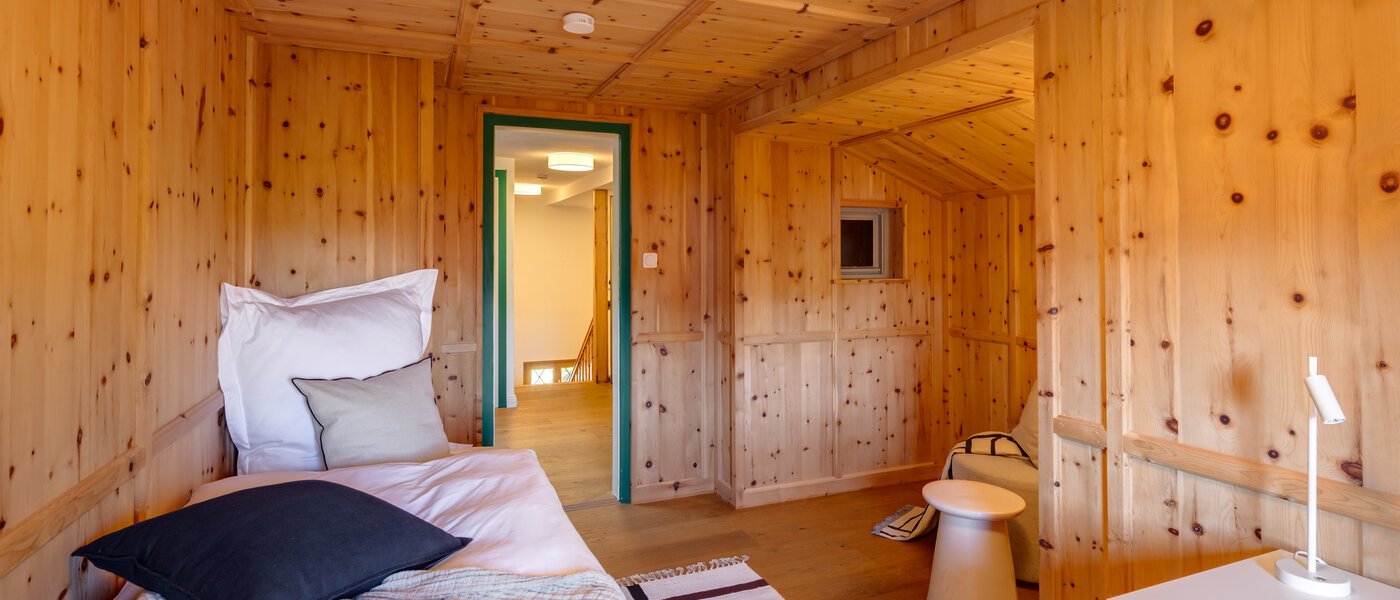 邸宅 Bad Wiessee 02 3.　寝室 14436