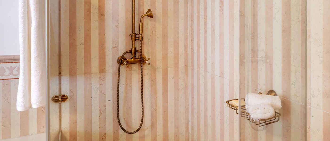 邸宅 Bad Wiessee 04 1つめの浴室 14436